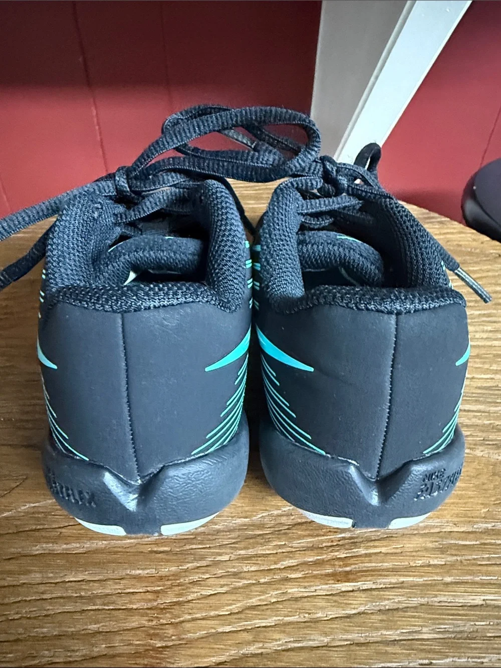 Nike Fastflex softball Black and Teal Athletic Shoes